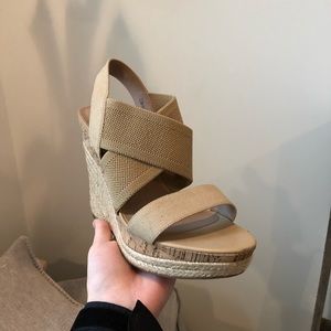 Nude wedges